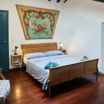 La Casa di Giulia-Family Apartment